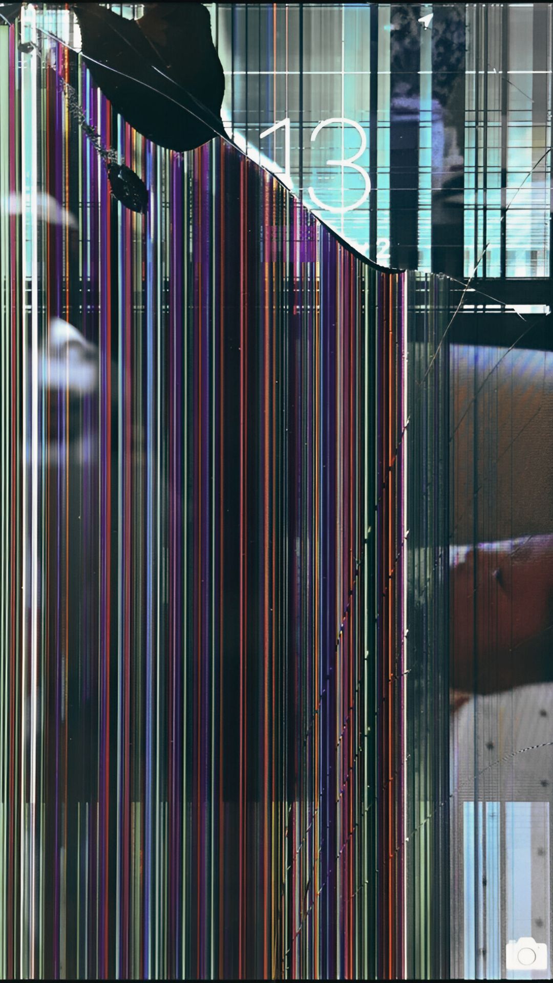Broken Screen Android Wallpaper