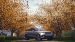 4K Range Rover Velar Wallpaper