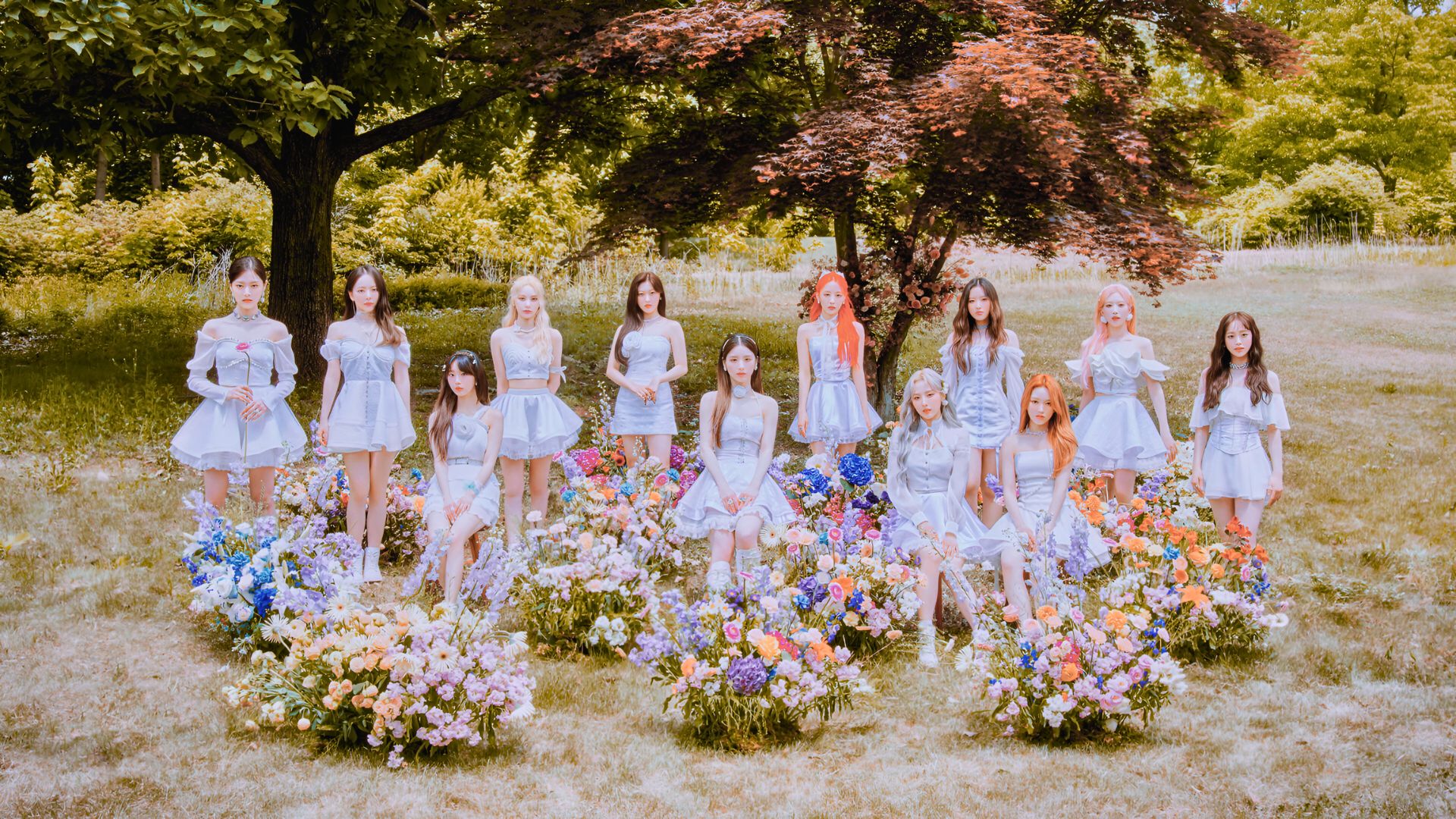 Full HD Loona Wallpaper