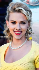 Hot Scarlett Johansson Pics