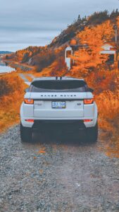 iPhone Range Rover Velar Wallpaper